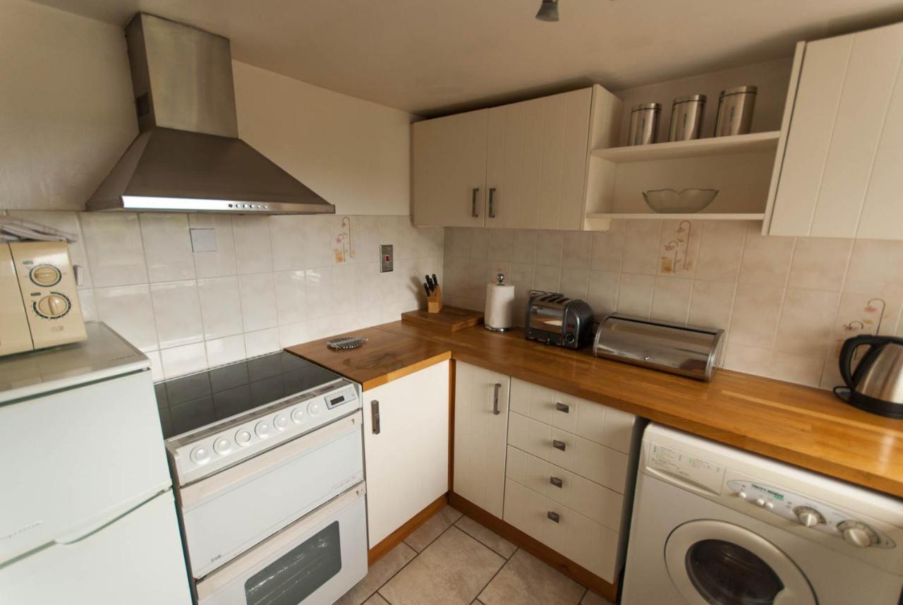 Greyfield Farm Cottages Farmborough Eksteriør bilde