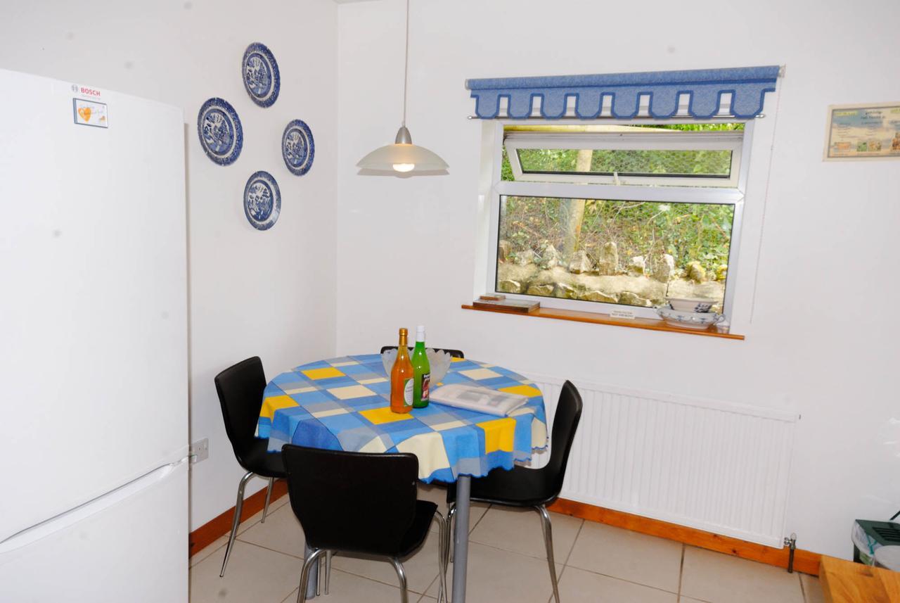 Greyfield Farm Cottages Farmborough Eksteriør bilde