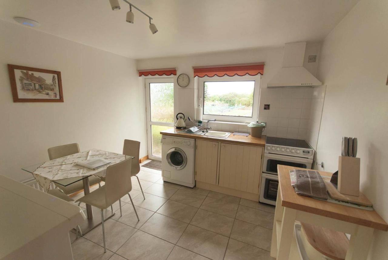 Greyfield Farm Cottages Farmborough Eksteriør bilde